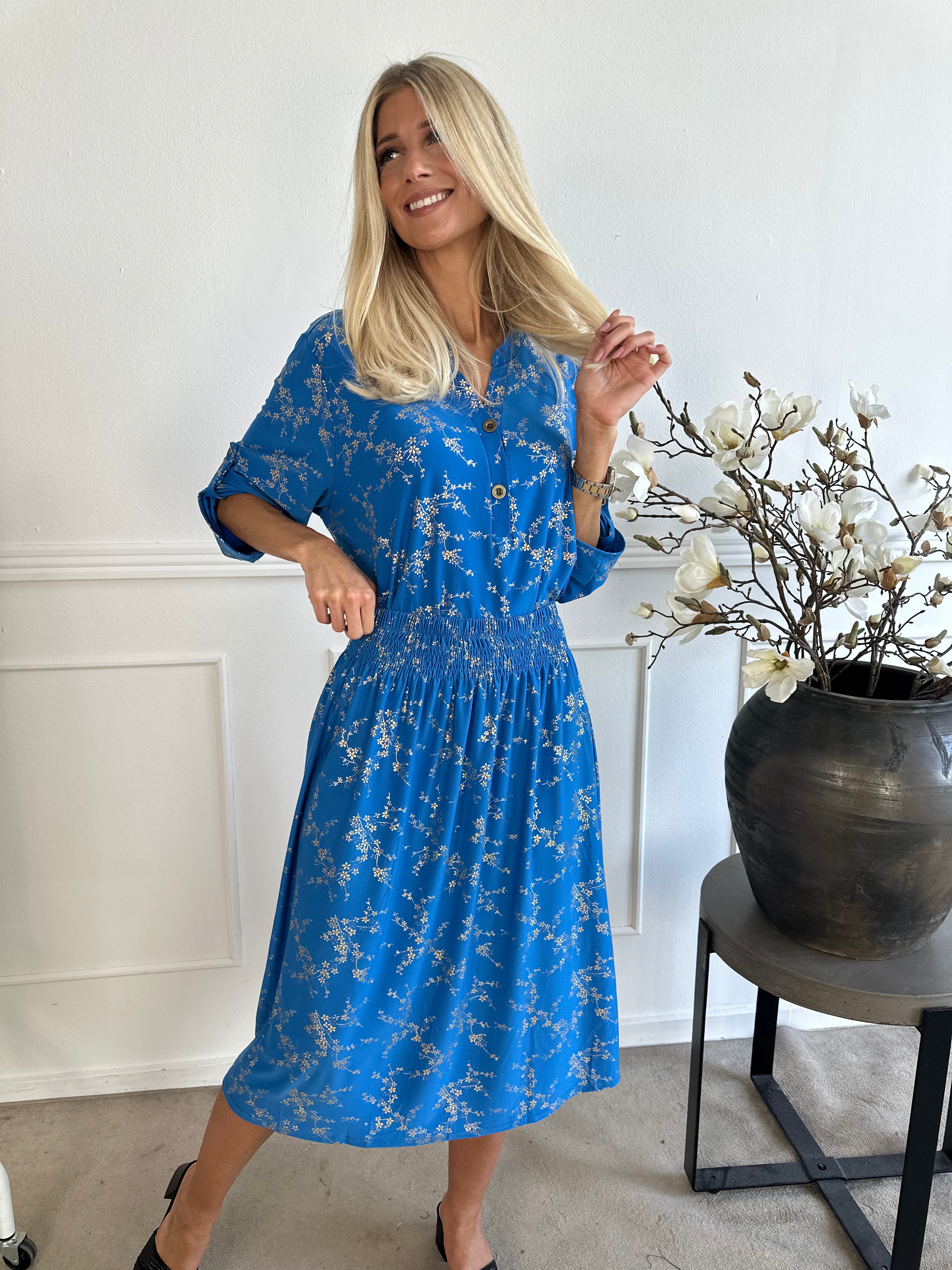 Pams Gold Midi Skirt - Nederdel i stretchy stof med lommer